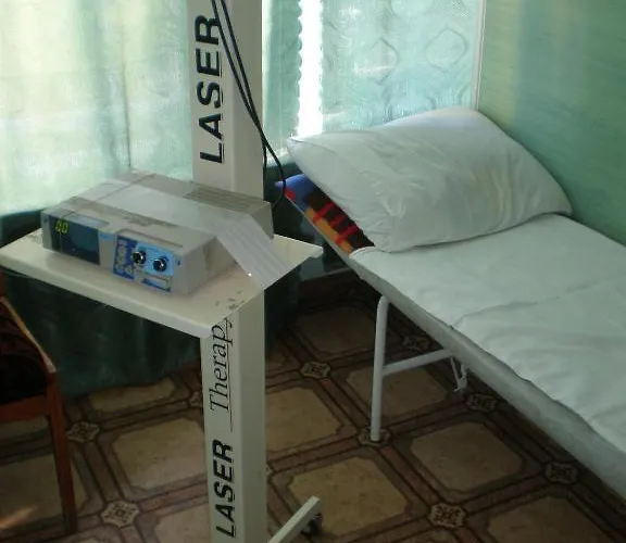 Rezort Sanatoriy Almaz 2*